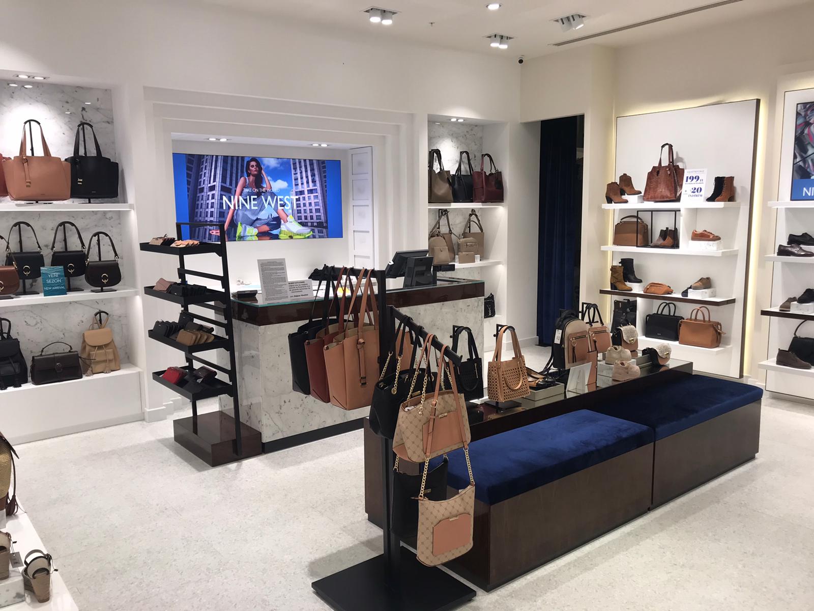 Ninewest 