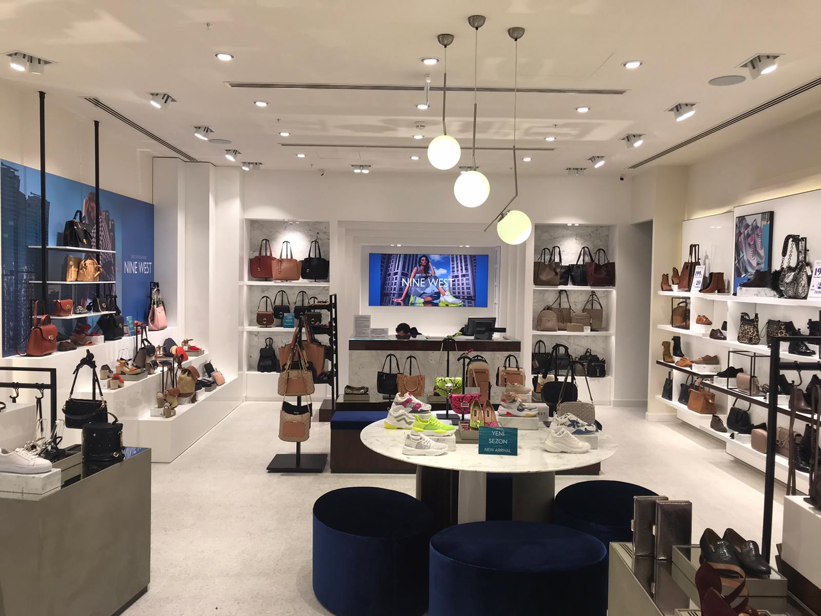 Ninewest 